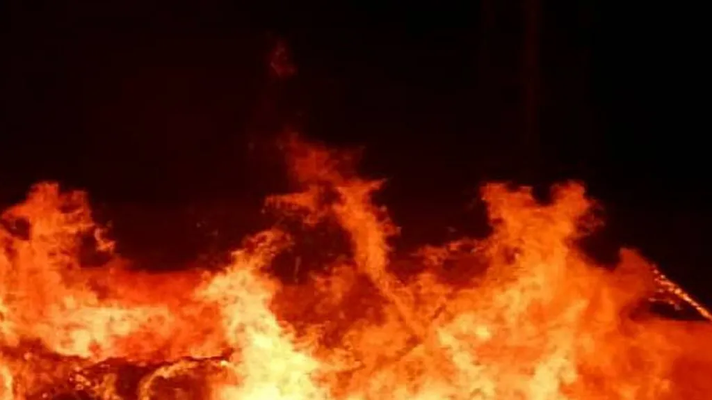 У Житомирі під час ліквідації пожежі рятувальники знайшли тіло чоловіка