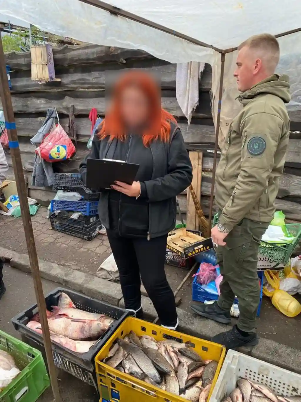 Рейд екоінспекторів на Житомирщині: виявлено незаконний продаж риби та браконьєрів