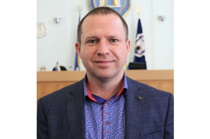 На Житомирщині дівчині з інвалідністю допомогли зібрати документи для оформлення спадщини