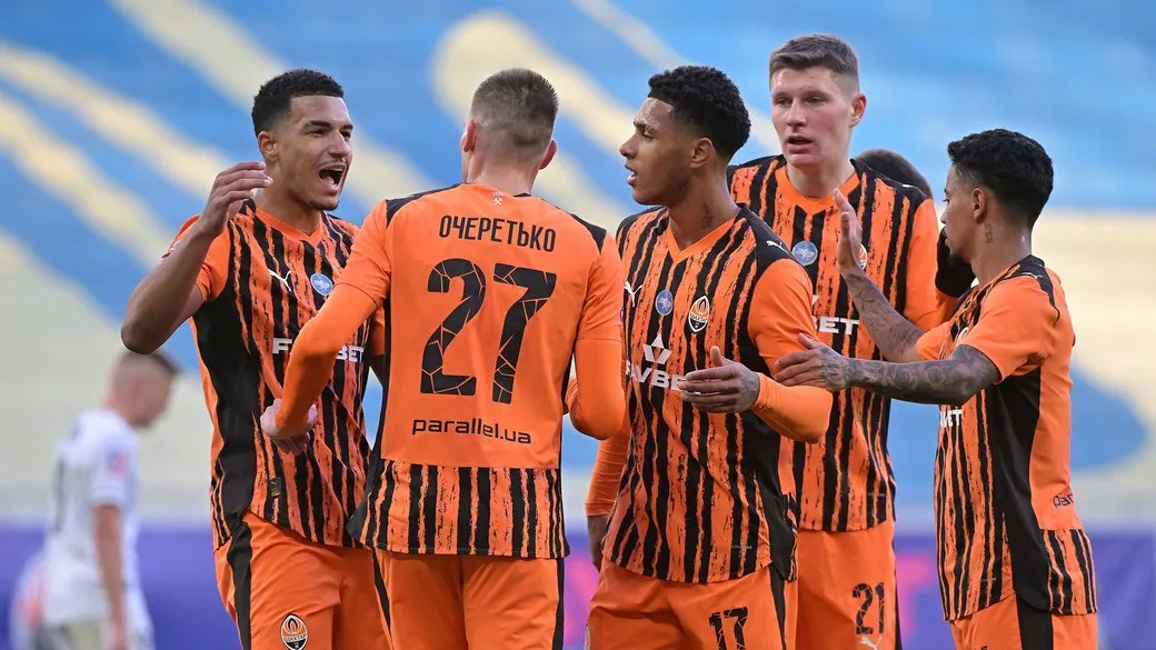 «Шахтар» знову очолив УПЛ: підсумки 10-го туру чемпіонату України з футболу