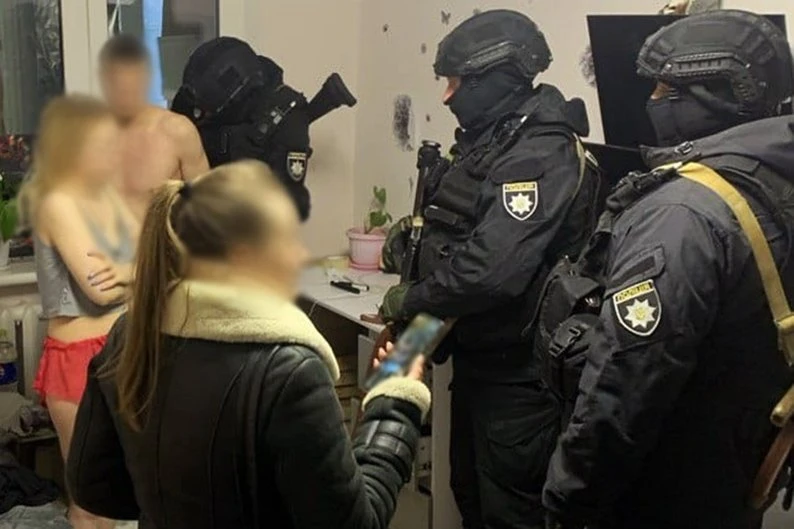 У Житомирі судитимуть пару, яка розповсюджувала психотропні речовини по всій Україні