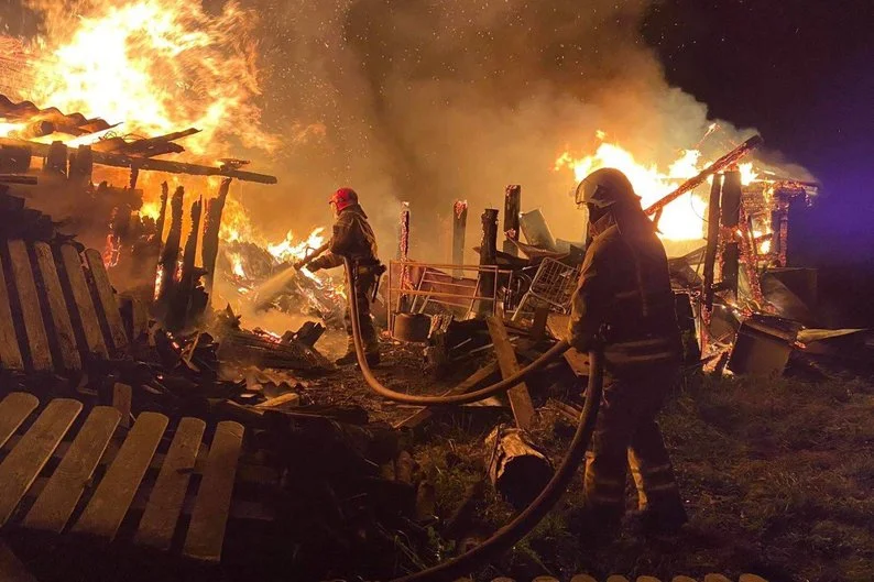На Житомирщині у пожежі загинули двоє людей, ще двох госпіталізували з травмами