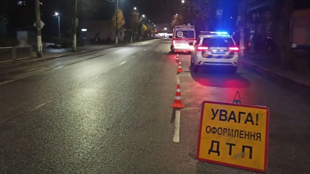 У Житомирі нетверезий мотоцикліст спричинив смертельну аварію: загинула 17-річна пасажирка