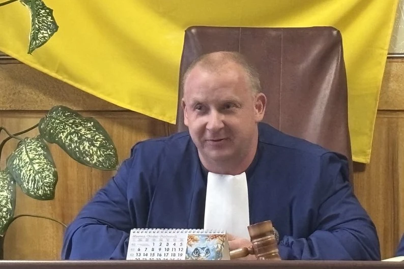 У Бердичеві двоє суддів заявили самовідвід у справі про диверсію та підпал автомобілів