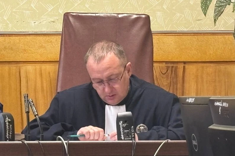 У Бердичеві двоє суддів заявили самовідвід у справі про диверсію та підпал автомобілів