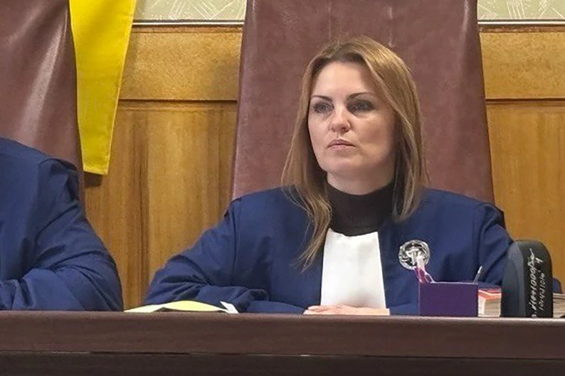 У Бердичеві двоє суддів заявили самовідвід у справі про диверсію та підпал автомобілів