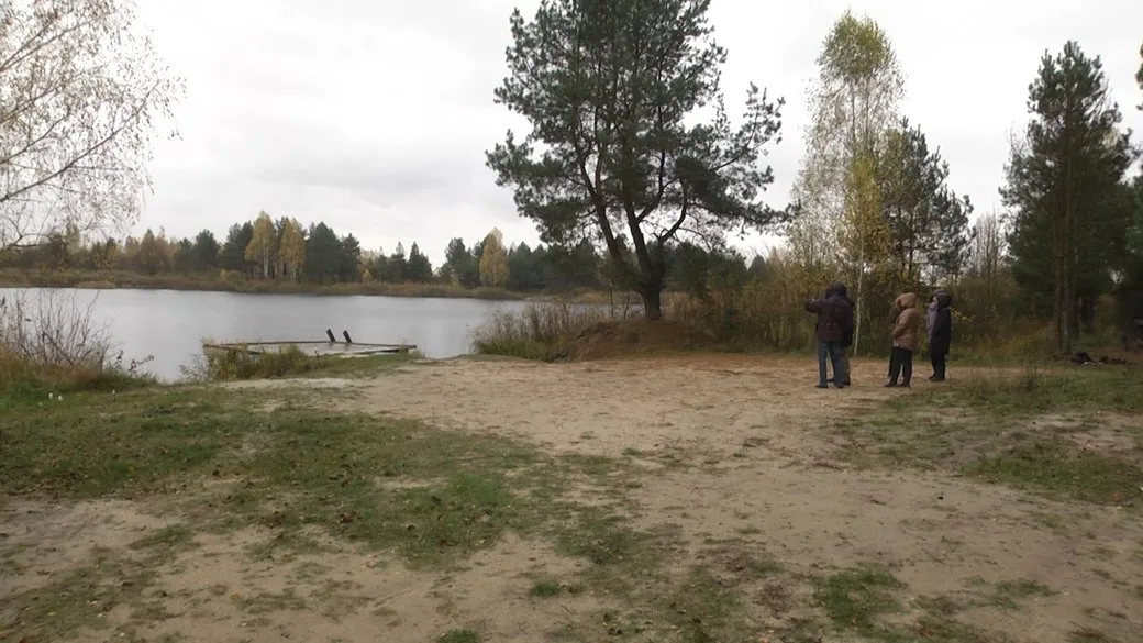 «Можемо залишитися без води»: жителі Негребівки знову протестують проти відновлення кар’єру на озері