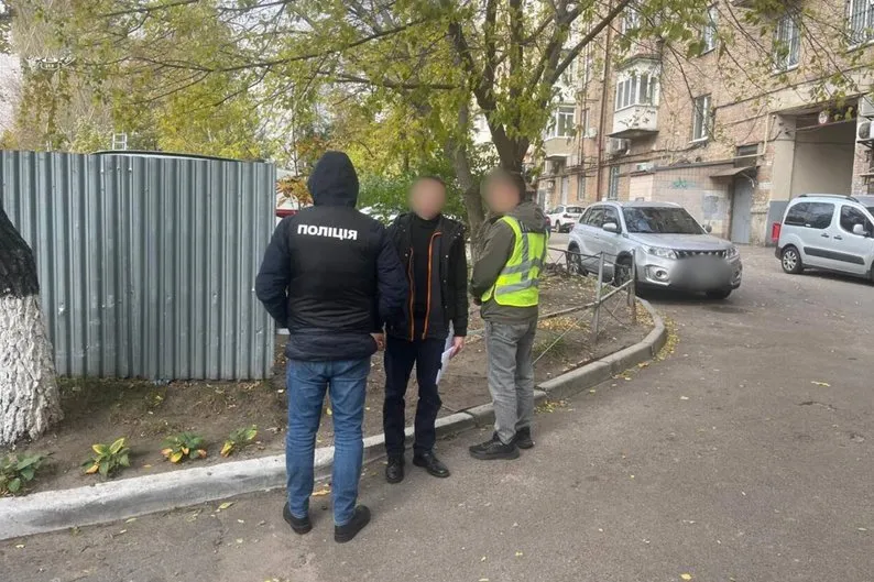 На Житомирщині трьох осіб підозрюють у масштабній незаконній вирубці понад 2,6 тисячі дерев