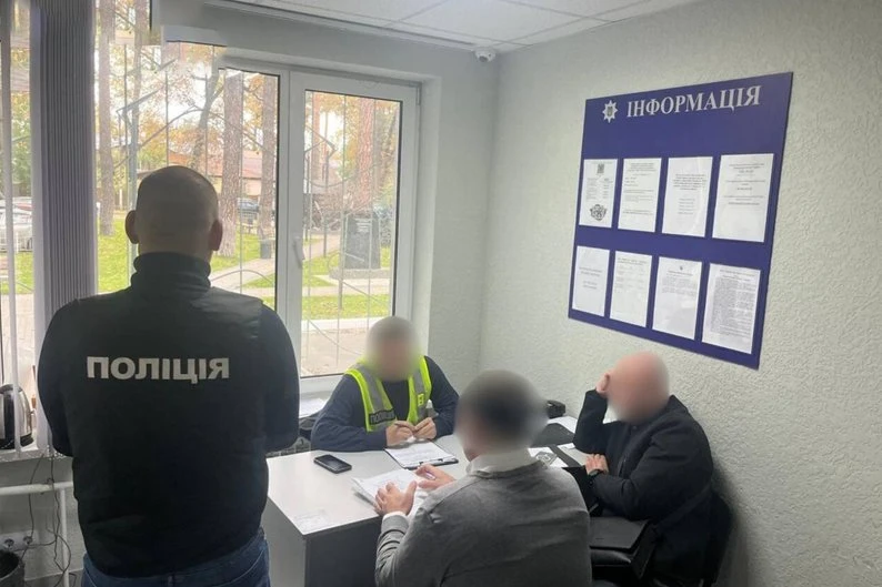 На Житомирщині трьох осіб підозрюють у масштабній незаконній вирубці понад 2,6 тисячі дерев