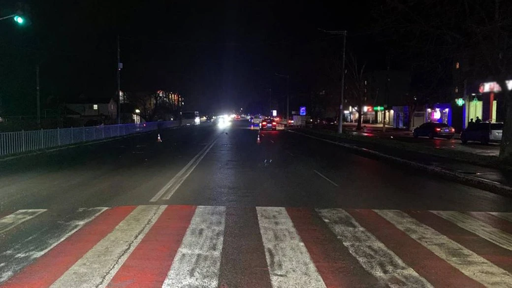 У Коростишеві мікроавтобус збив пішохода: 39-річний чоловік помер дорогою до лікарні