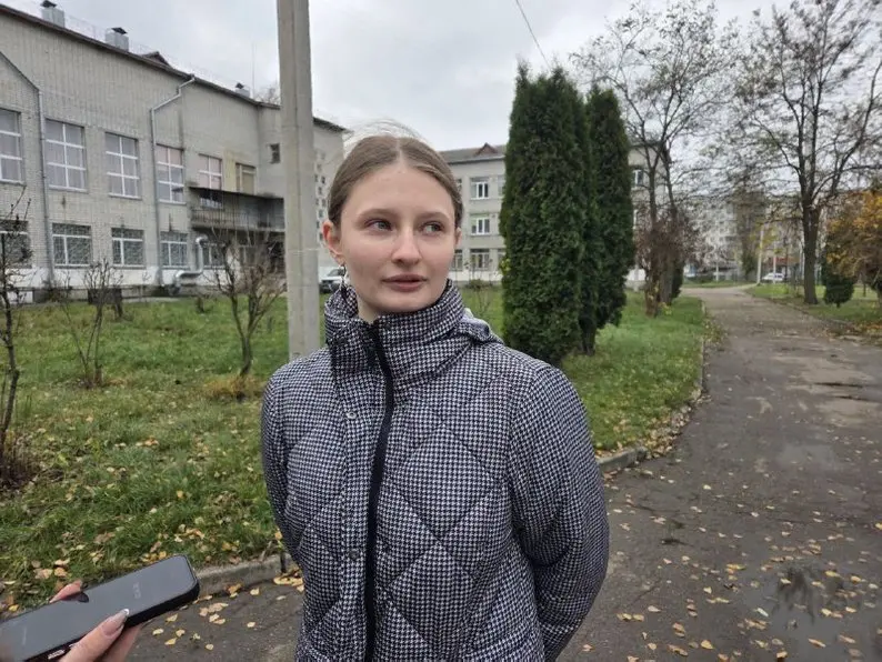 У дев’яти освітніх закладах Житомира встановили баки для роздільного збору сміття