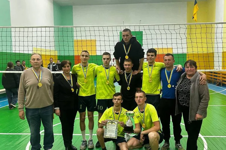 На Житомирщині провели благодійний волейбольний турнір у пам’ять про полеглих земляків
