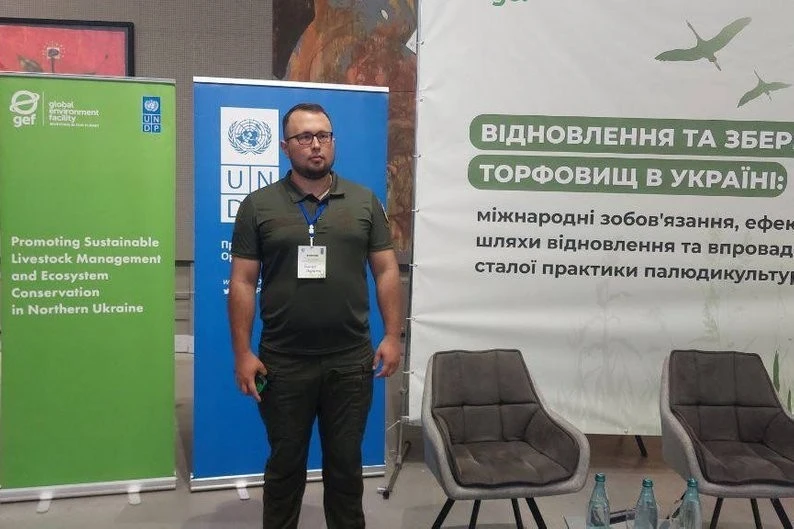 Фотопастка у заповіднику “Древлянський” зафіксувала лося, який уже перейшов на зимовий раціон