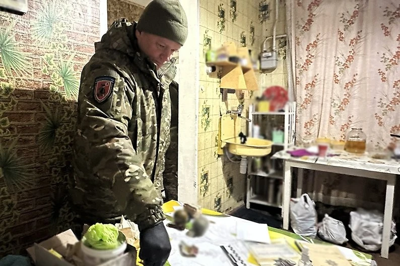 На Житомирщині мешканця Коростеня підозрюють у вибуху гранати на подвір’ї сусіда