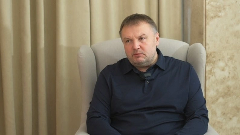 “Міндічів” є сотня на країну: Вадим Денисенко у Житомирі про корупційні схеми та майбутнє України