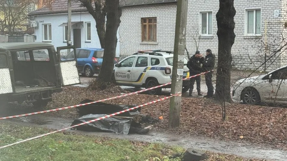 Тіло чоловіка знайшли у центрі Житомира: поліція з’ясувала, хто він