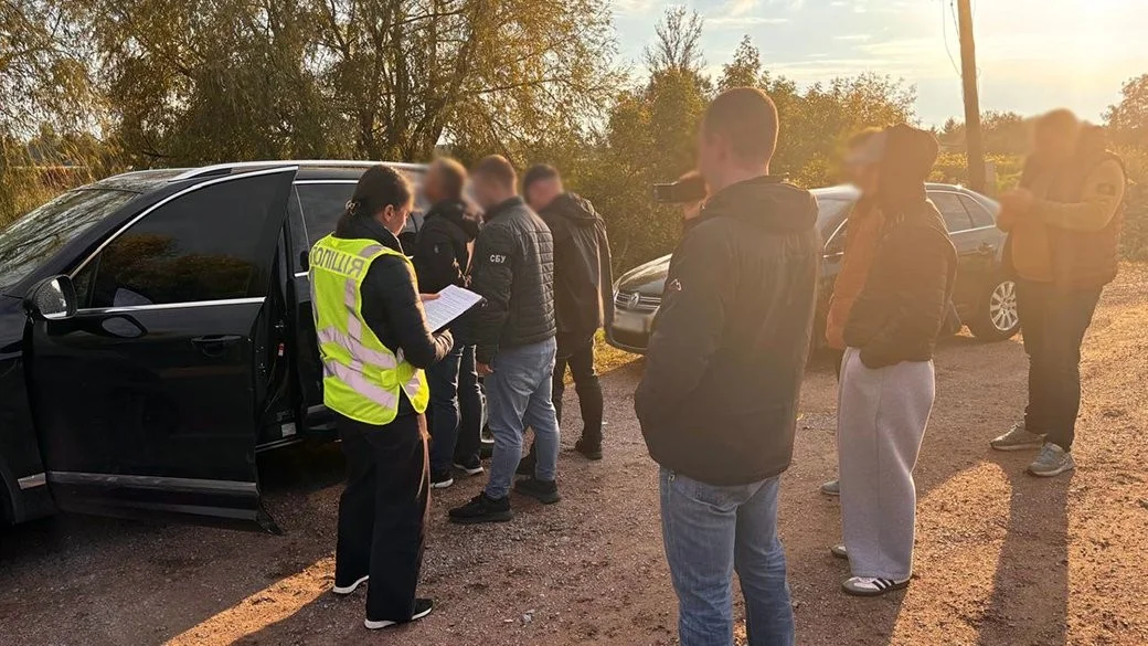 Депутат із Черняхова постане перед судом за вимагання 20 тисяч доларів