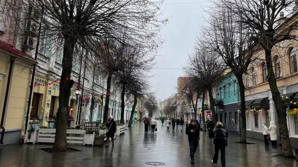 Тепла й похмура Житомирщина: тумани, дощі та невелике похолодання на вихідних