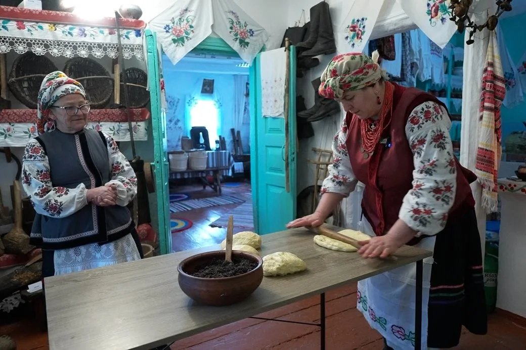 Різдвяний аромат маку: сімейний рецепт завиванців з Покришова