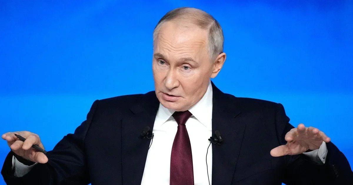 Путін наполягає на повній передачі Донбасу: жодних компромісів