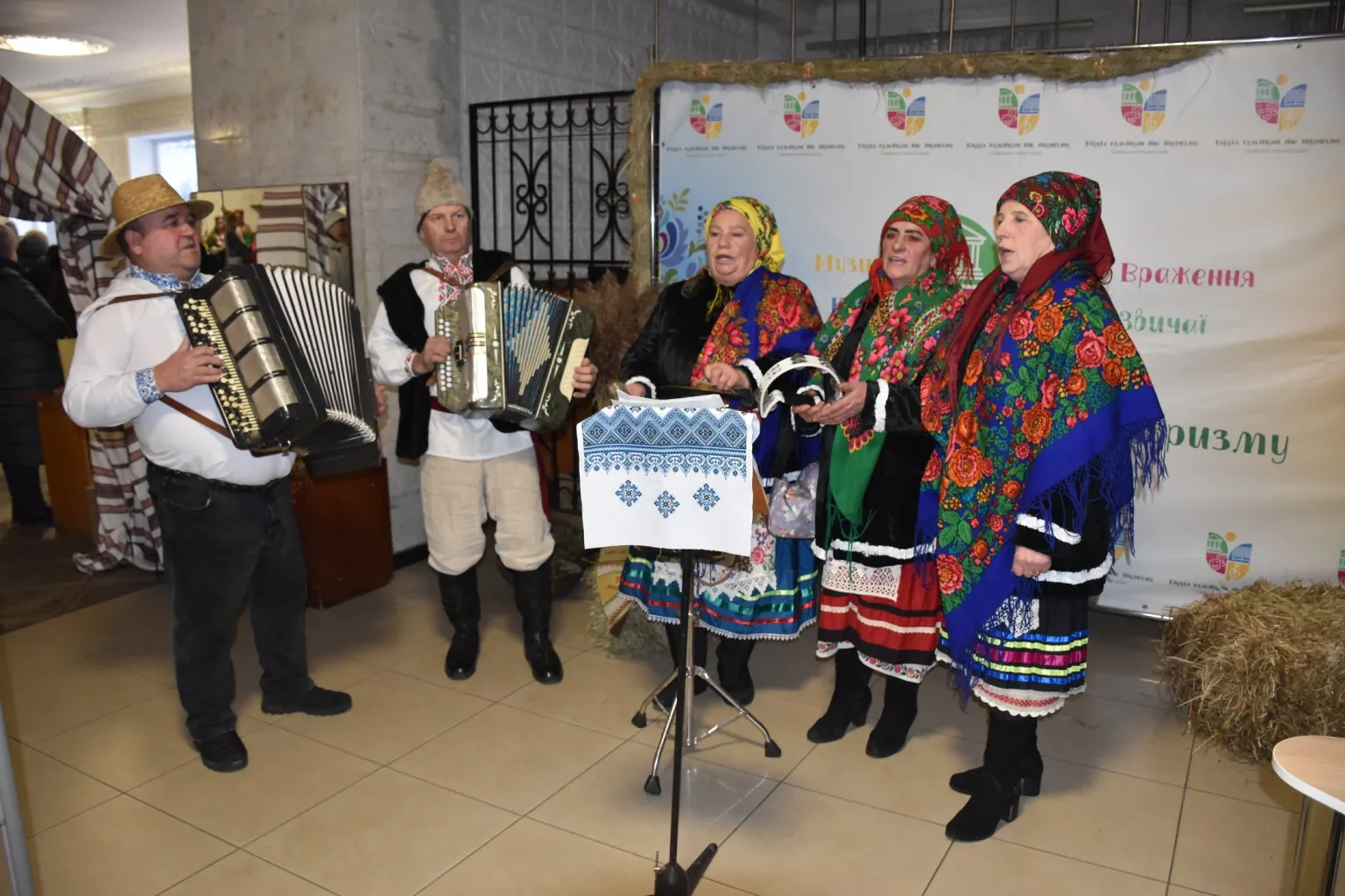 Різдвяні голоси Полісся: в Олевську назвали переможців обласного фестивалю колядок і щедрівок
