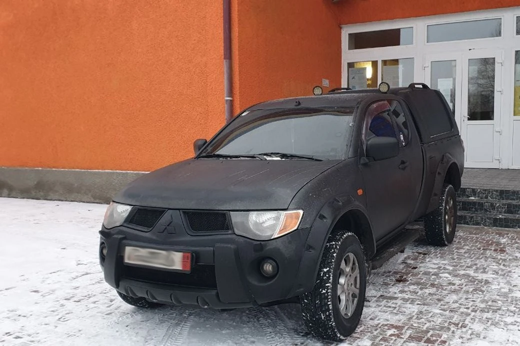 Вільшанська громада дарує на фронт новий автомобіль для земляків-військових