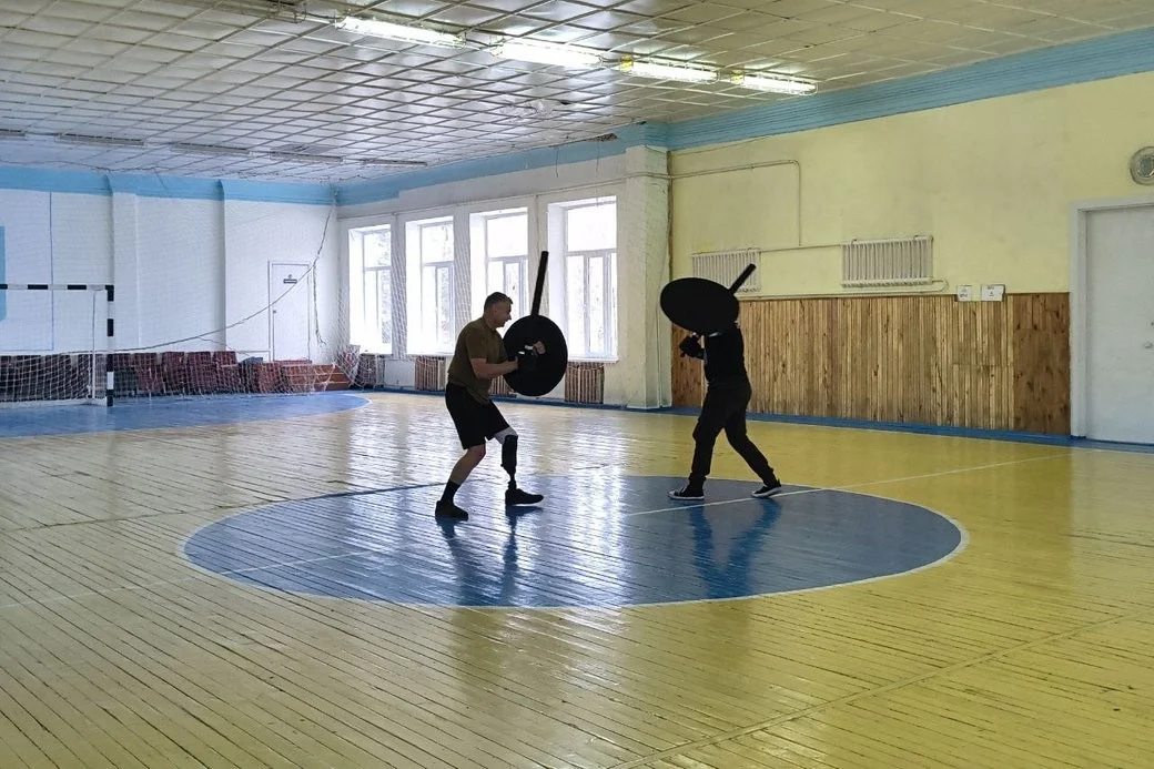 Повернення до руху: ветеран зі Звягеля після втрати ноги знайшов себе у лицарських боях