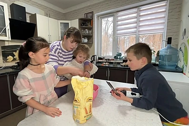 Родина, якої чекали: у Малині з’явився дім для восьми дітей і ще двох майбутніх