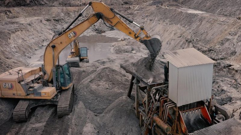 Надра Житомирщини роздали через торги: 13 спецдозволів у 2025 році та екологічні умови для старту видобутку