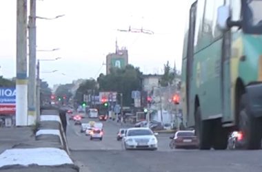 Інцидент у Житомирі: охоронці залишили чоловіка на морозі, поліція відреагувала