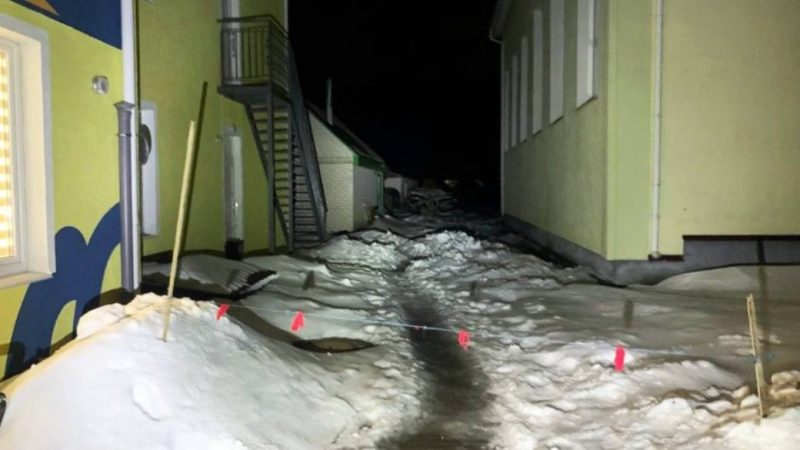 Сніг із даху дитсадка травмував чотирирічного хлопчика на Житомирщині: поліція відкрила провадження
