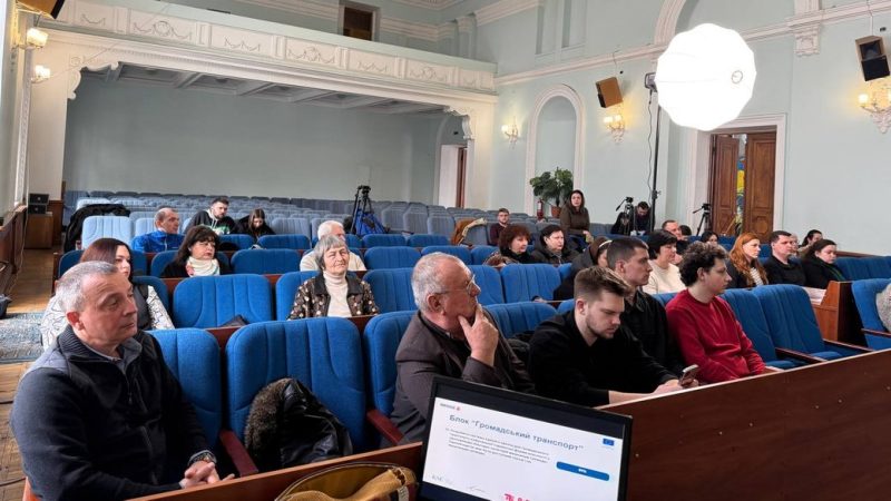 Житомиряни передали міській владі план змін для транспорту і мобільності