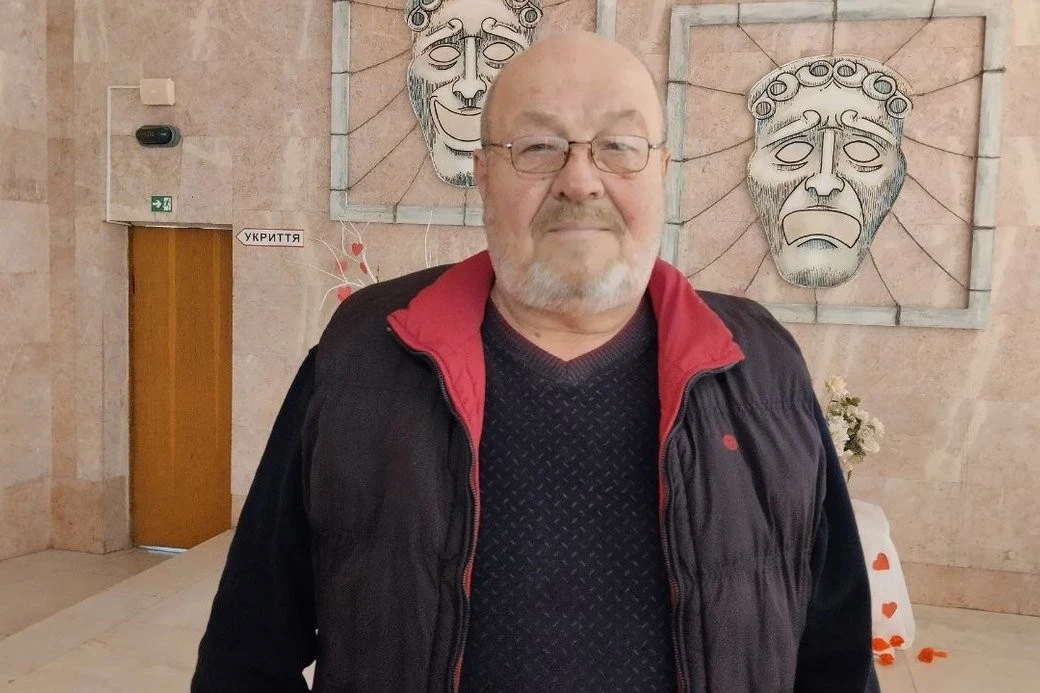 Життя на сцені без пауз: Микола Карпович відзначає 35 років у житомирському театрі