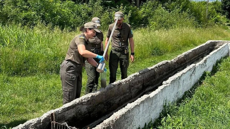Понад 1,6 млн гривень за забруднення річки: суд зобов’язав бердичівське підприємство компенсувати екологічні збитки