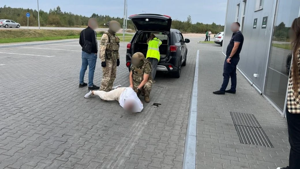Ціна неіснуючого боргу: на Житомирщині вимагачі 15 тисяч доларів отримали реальні терміни