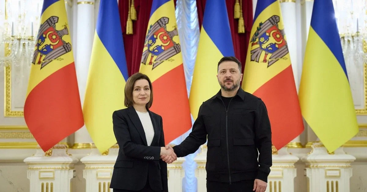 Санду: Україна створює умови для мирного врегулювання в Придністров’ї