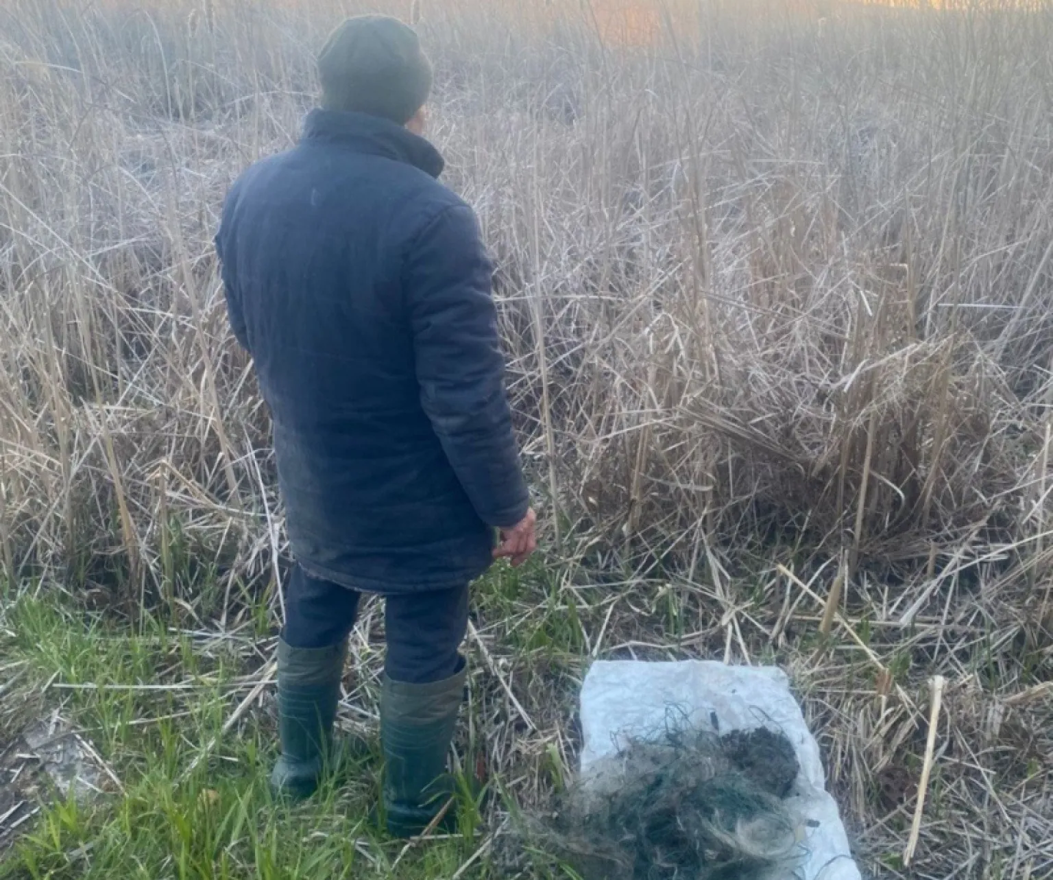 Браконьєрство на річці Случ: екоінспектори затримали порушника поблизу Нової Чорториї