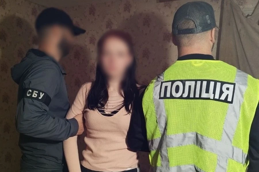 За вказівкою з Telegram: на Житомирщині юначка отруїла бійця ЗСУ