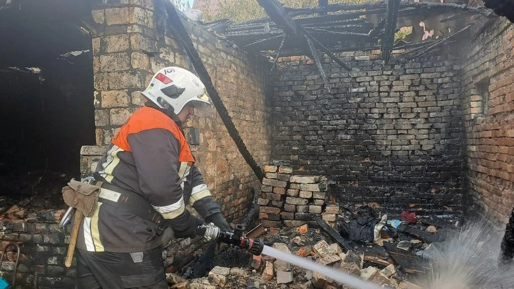 Трагедія у Баранівці: під час ліквідації пожежі рятувальники знайшли тіло господаря