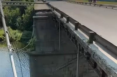 Транспортний колапс на Житомирщині: у Коростишеві обвалився міст через Тетерів