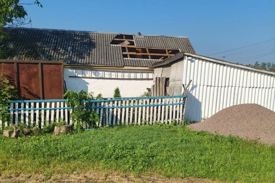Руйнівний ураган на Житомирщині: у селі Літки понівечено кожну другу хату
