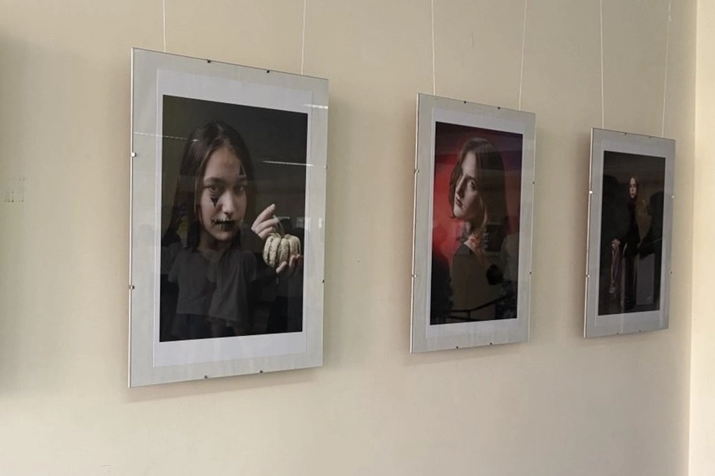 У Житомирі презентували студійні портрети юних фотомитців