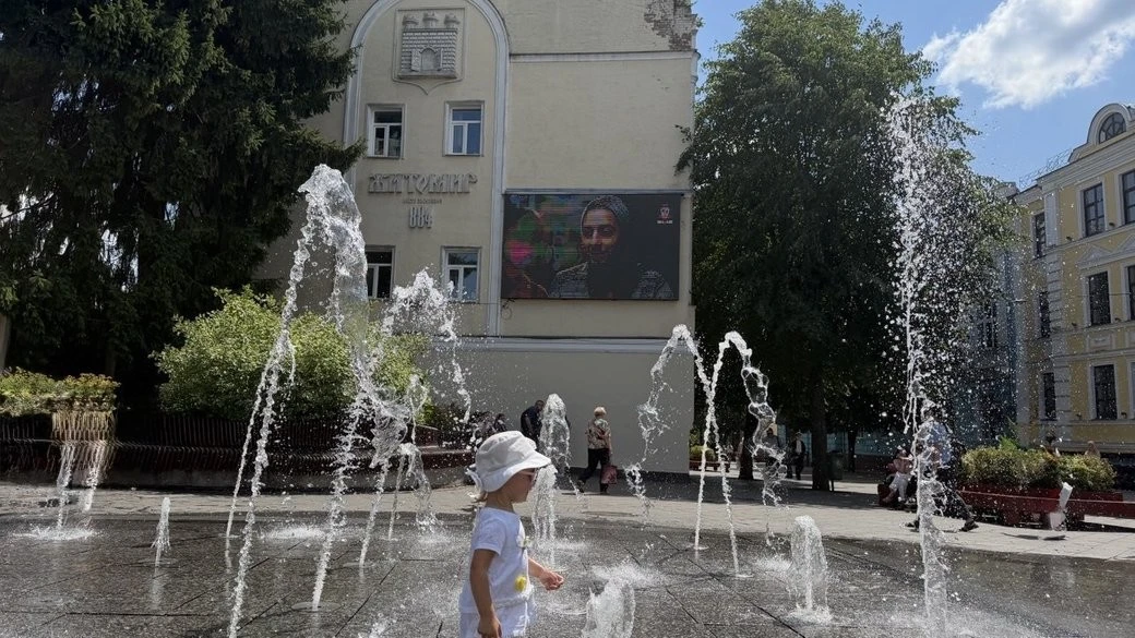 Різка зміна синоптичної ситуації: на Житомирщину йдуть грозові зливи та град